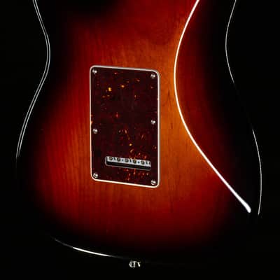 Fender American Professional II Stratocaster 3-Color Sunburst Maple Fingerboard (139) image 2