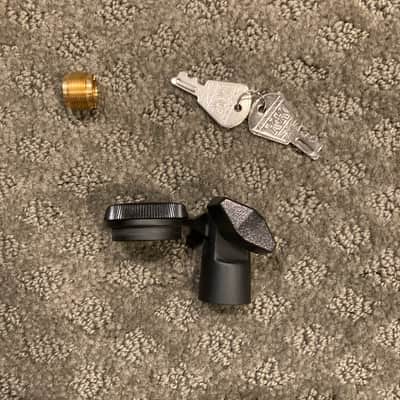 Shure KSM32 Condenser Microphone - 2 of 2 Listed image 10