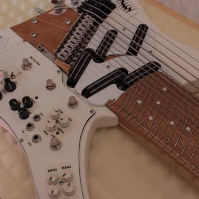 Crazyest Guitar 2021 - 15-Strings - 5 Built in Effects - Harp Bass - Pit Guitars image 4