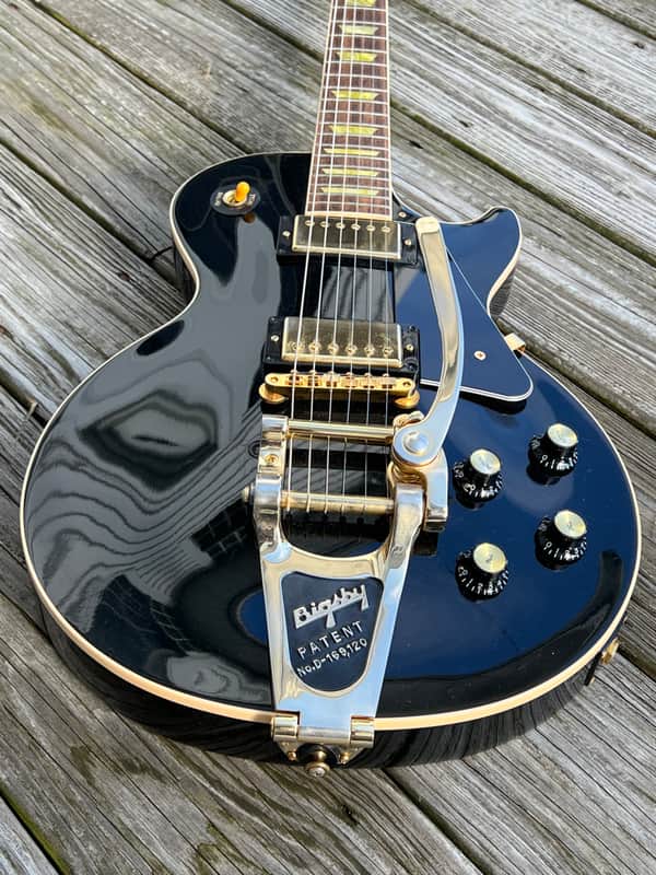 Gibson Les Paul "Black Beauty" 2003 Classic - Ebony with Gold Hardware and Bigsby Tremolo image 1