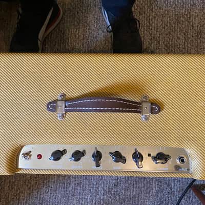Fender Blues Junior Lacquered Tweed 15-Watt 1x12" Guitar Combo 2000's - LTD image 2