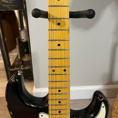 Fender Highway One Stratocaster with Maple Fretboard 2006 - 2011 - 3-Color Sunburst image 3