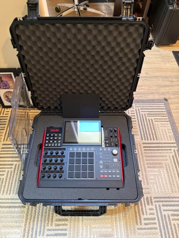 Akai MPC X Standalone Sampler / Sequencer 2017 - Present - Black image 1