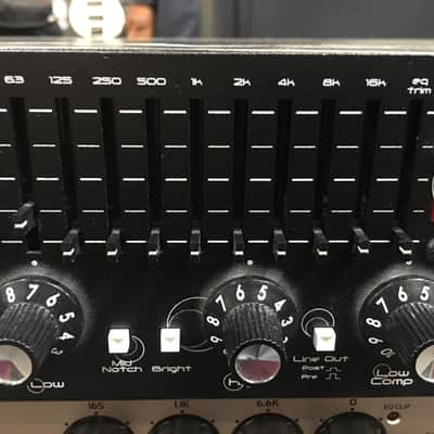 Fender 1200 WATT TUBE BASS HEAD image 4