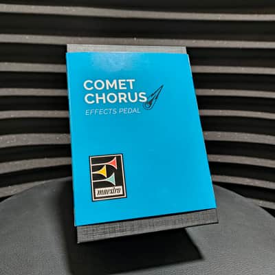Maestro Comet Chorus 2022 - Present - Blue Graphic image 2