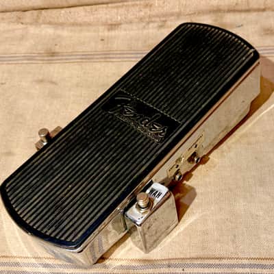 Fender Fuzz Wah 1970's - Chrome image 3