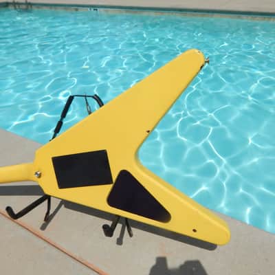 Hamer Vector 1981 Yellow V OHSC Tags image 12