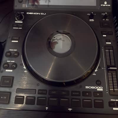 2 x Denon SC6000 + 2 X Decksavers Prime Professional DJ Media Player Black image 3