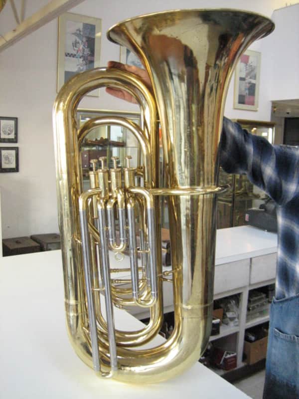 Good Yamaha YBB-321 BBb Concert Tuba, No Dents, Good Valves, w/Case image 1