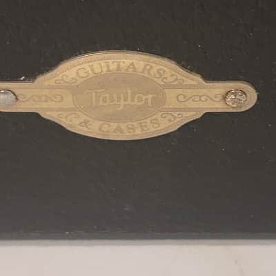 Taylor 214ce -DLX - QM image 10