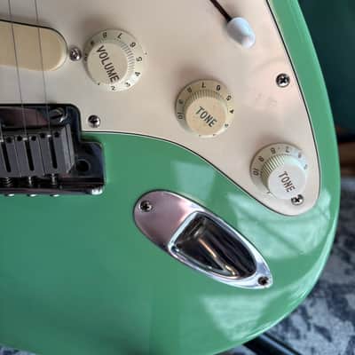 Fender Stratocaster Plus Maple Fretboard 1988 Surf Green E4 Serial Number image 5