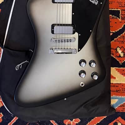 Gibson Firebird Studio '70s Tribute 2012 - 2013 - Satin Silver Burst image 2