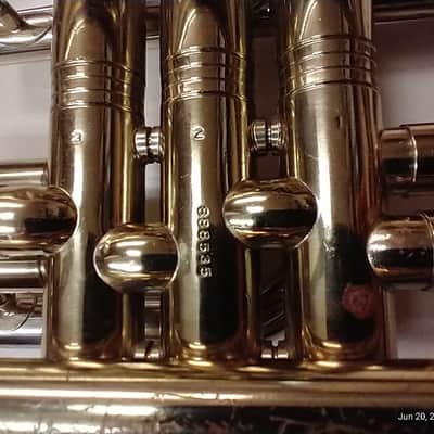 Elkhart Conn Director brass cornet image 19
