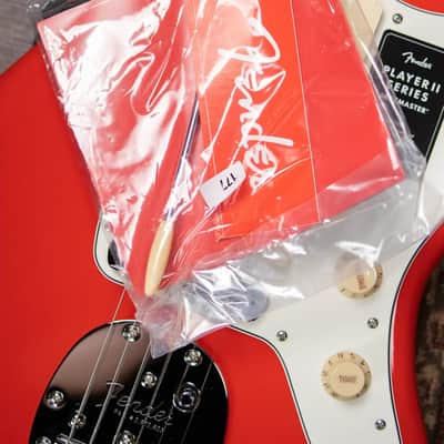 Fender Player II Jazzmaster Rosewood Fingerboard - Coral Red image 13