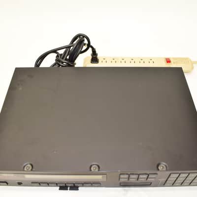 Immagine Yamaha TX802 FM Tone Generator Synthesizer - 2