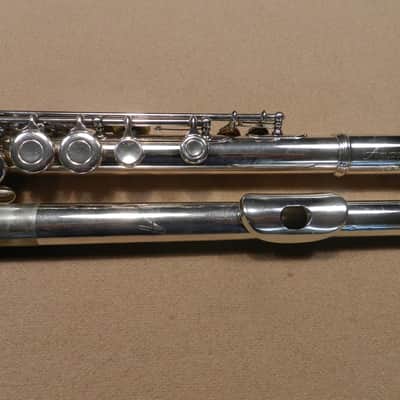 Armstrong 104 Student Flute image 5