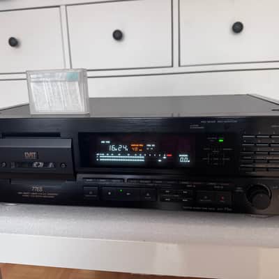 Sony DTC-77ES Digital Audio Tape Deck DAT 90s - Excellent image 9