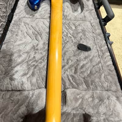 Fender American Ultra Jazz Bass with Maple Fretboard 2019 - Present - Cobra Blue image 9