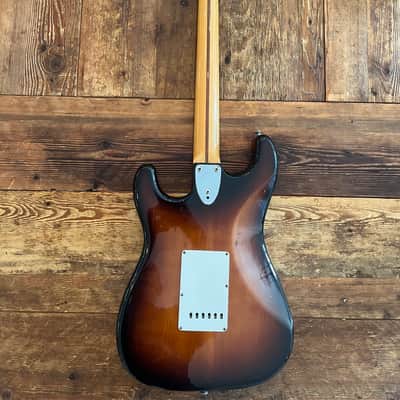 Fernandes stratocaster 1970's Root Beer with case image 4