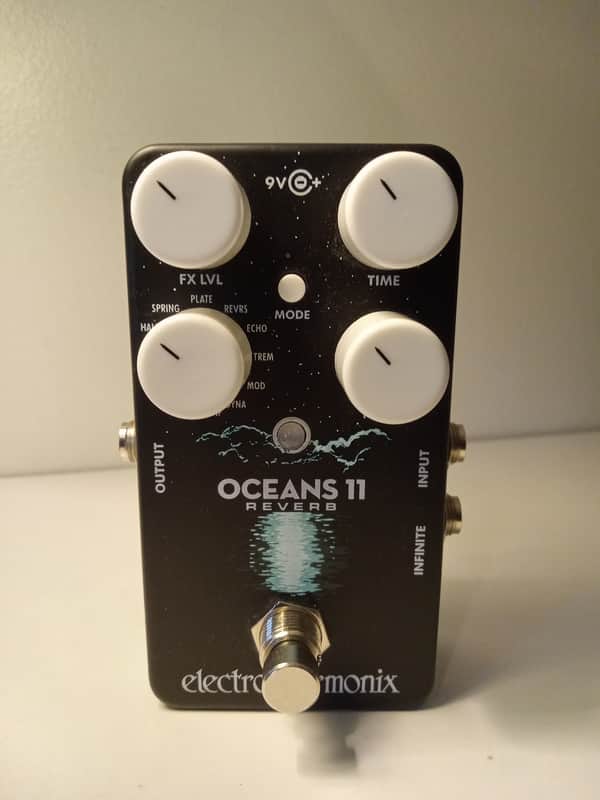 Electro-Harmonix Oceans 11