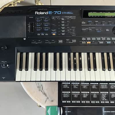 Roland E70 + Roland Super Card MSL-15 + Original Hardcase image 4