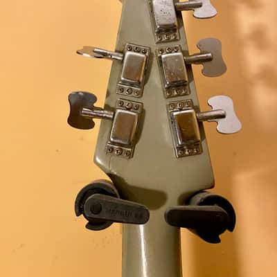 Teisco TB-64 Bass VI 1964 - Green image 12