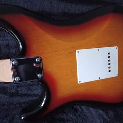 Squier Straocaster Strat 2000 - 2024 image 2