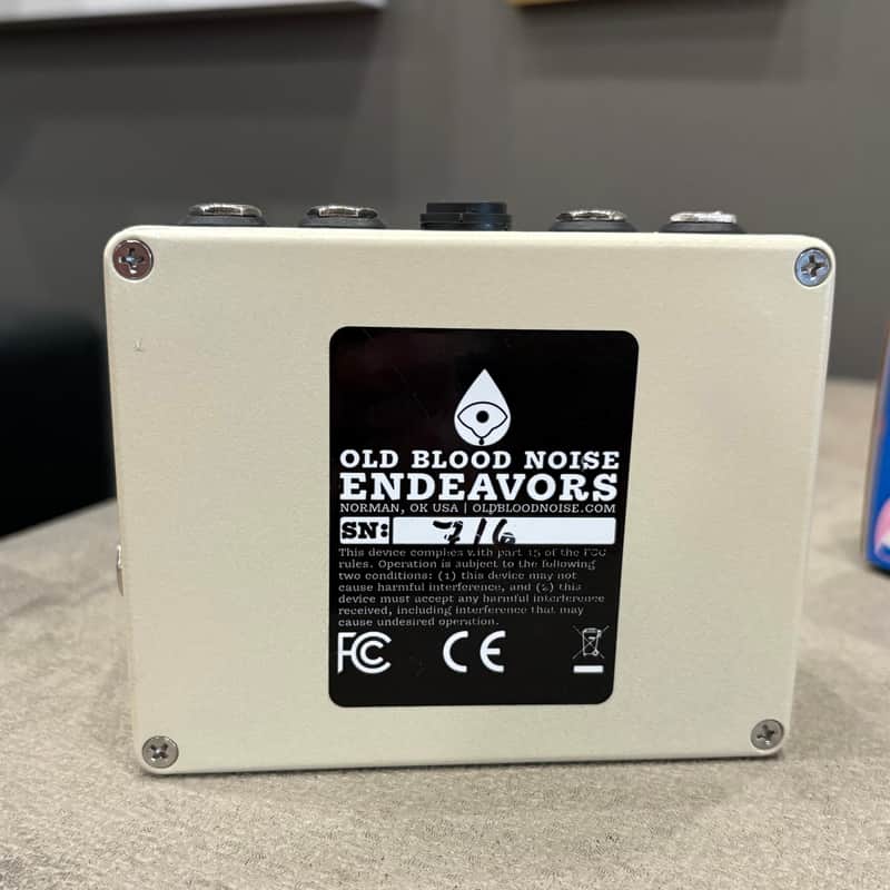 Old Blood Noise Endeavors Float Dual Moving Filter | Reverb