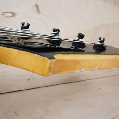 Gibson Thunderbird IV 2001 Classic White w/ Gig Bag image 9