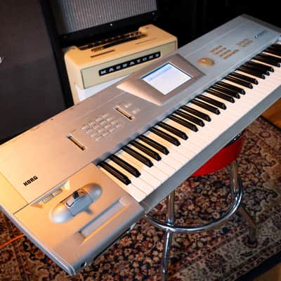 Korg Trinity 61 Music Workstation – Made in Japan – Very Good Condition – 100% Working