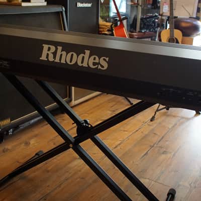 Roland (Rhodes) MK-80 | Weighted-action 88-key Digital Piano image 6