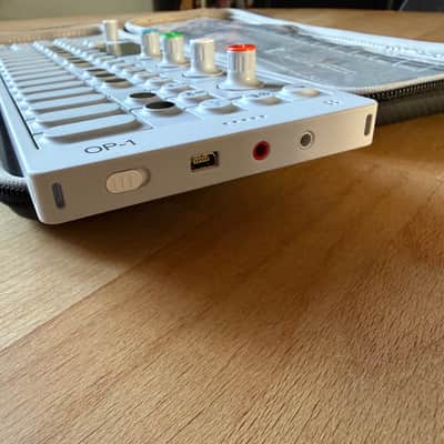 Teenage Engineering OP-1 image 6