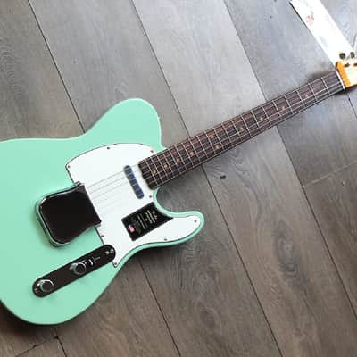 FENDER "American Vintage II '63 Telecaster Surf Green" HARDCASE, 3. 46 KG image 1