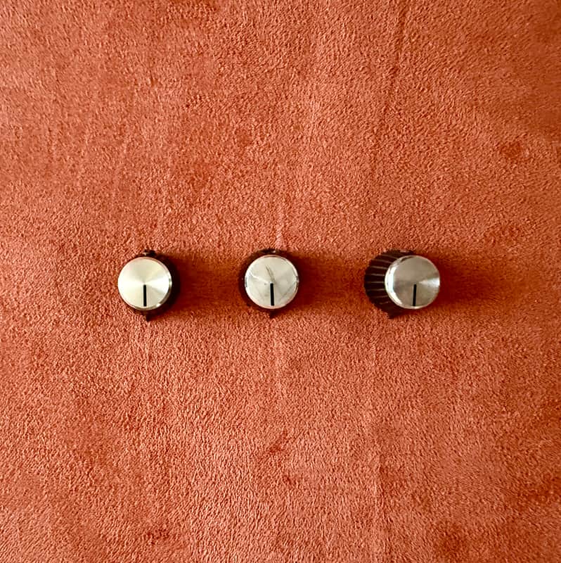 A set of 3x Marshall Pointer Knobs from 1981 image 1