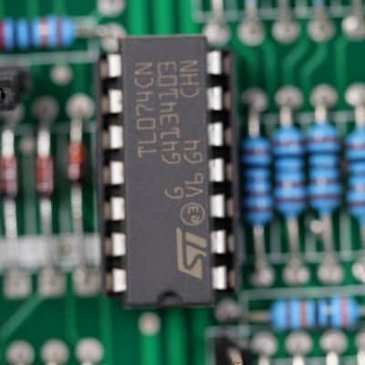 Synthesizers.com Q106 Oscillator Module 2012 - Black image 6