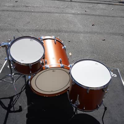 Gretsch USA Custom 3pc. Maple Shell Pack in Satin Copper Lqr. w/ 22"x22" Bass Drum and 13' Tom and 16'' Floor Tom image 9