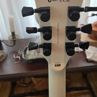 ESP LTD EC Arctic Metal 2021 - Present Snow White Satin image 6