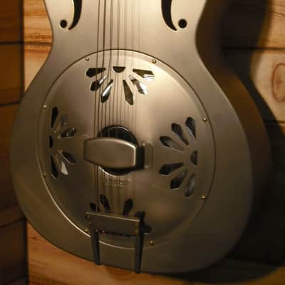 Used Gretsch® G9201 Honey Dipper Round-Neck Resonator image 2
