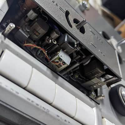 Akai X-355D -- Vintage (1966) Cross-Field 4-Track Reel to Reel Deck/Recorder image 7