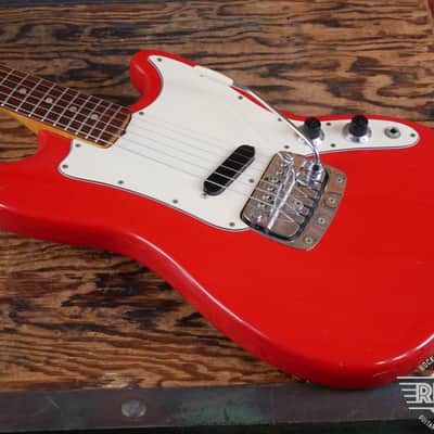 Fender Bronco - 1967 - Red image 6