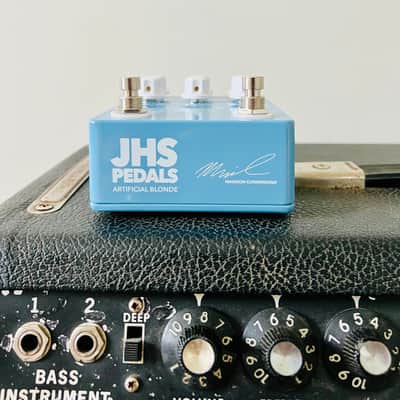 JHS Artificial Blonde Madison Cunningham Signature Vibrato 2022 - Present - Blue image 4