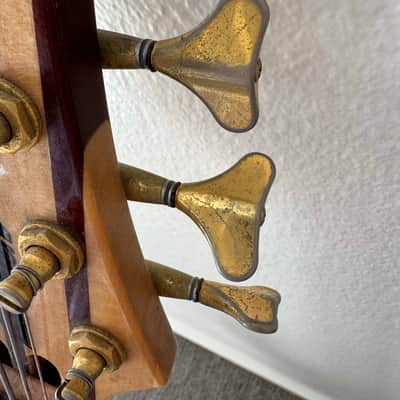 Conklin custom 7 string bass 1998 with Bartolini pickups and piezo bridge image 11
