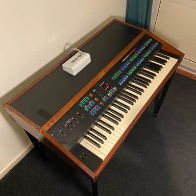 Rhodes Chroma 64-Key 16-Voice Polyphonic Analog Synthesizer 1982 - 1984 - Black w/ Wood Sides