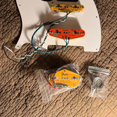 Fender Telecaster Ultra loaded Pickguard - Noiseless Pickups image 6