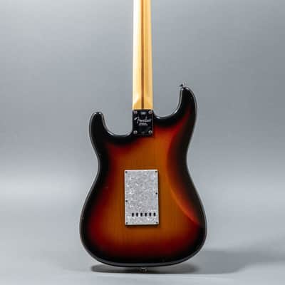Fender American Stratocaster 2003, Sunburst image 6