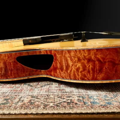 Jaén Siracusa 16E - 2024 - Natural. Spruce / Sapele. NEW, (Authorized Dealer) image 4