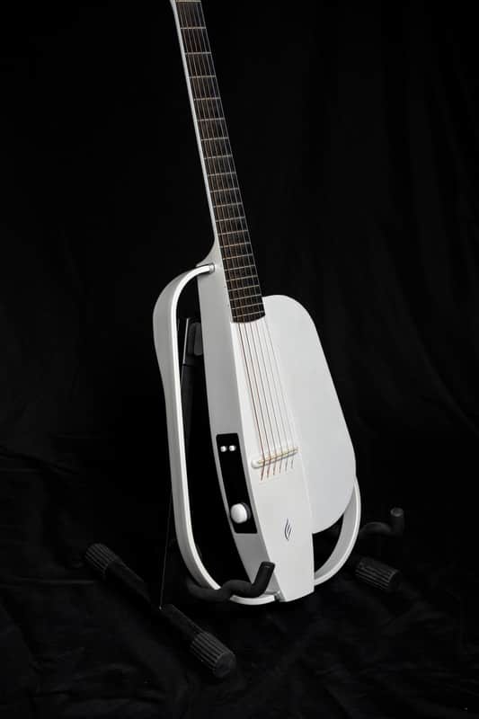 Enya NEX-G - White W/ Microphone image 1