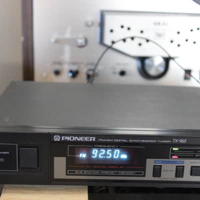 Restored Pioneer  TX-960 AM/FM Stereo Tuner (2) Bild 2