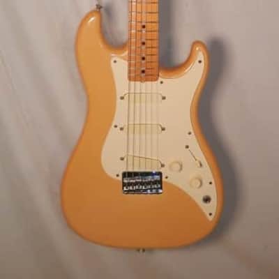 Fender Made in U.S.A. Bullet S-3 Maple Fretboard Butterscotch electric guitar with case used vintage 1981 image 6
