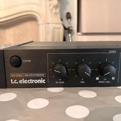 TC Electronic M-One Dual Effects Processor 2000s - Black image 2